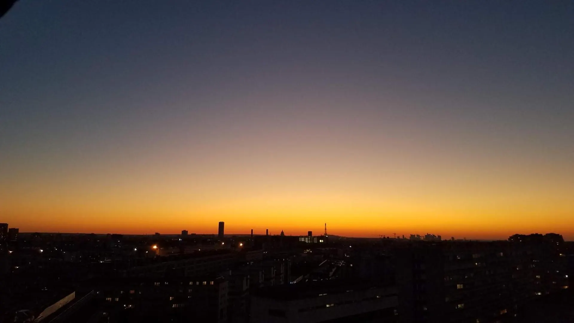 Dernier Etage, 108M2, Vue Panoramique Apartamento Paris 0*,  França
